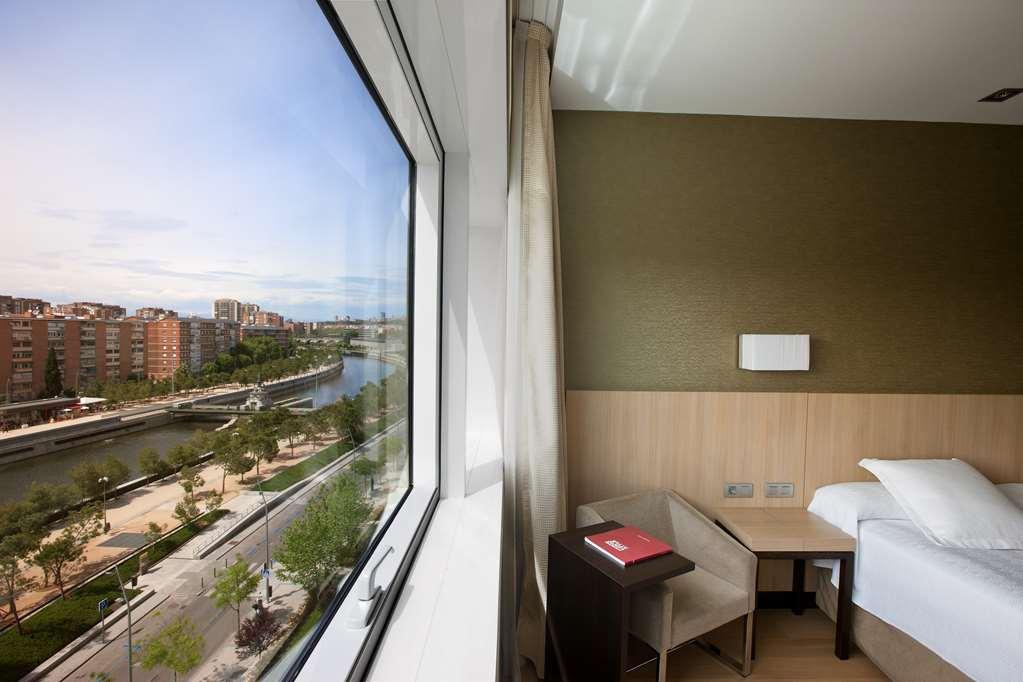 Nh Ribera Del Manzanares Hotel Madri Quarto foto
