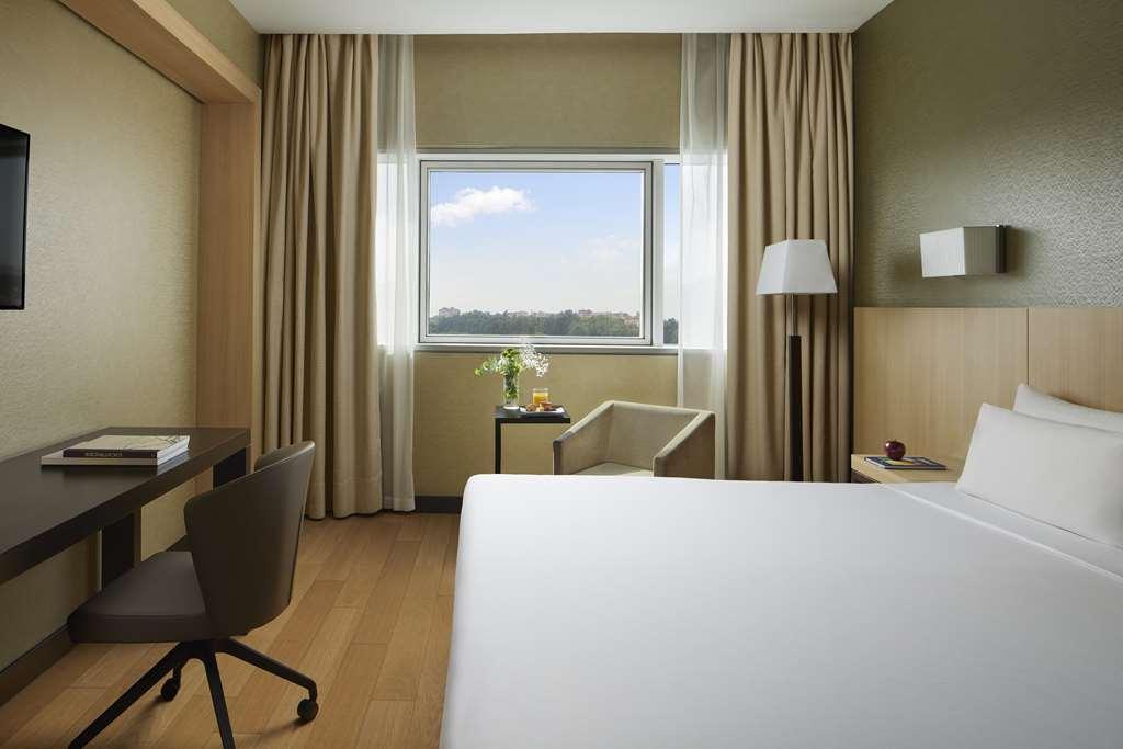 Nh Ribera Del Manzanares Hotel Madri Quarto foto