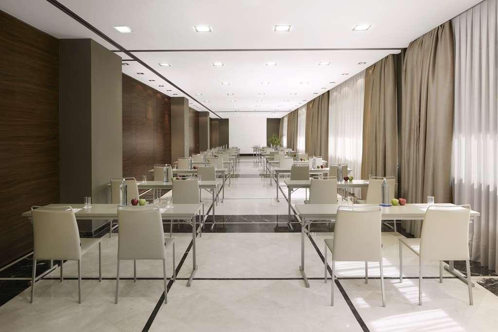 Nh Ribera Del Manzanares Hotel Madri Instalações foto
